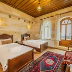 Akuzun Stone Hotel 3*