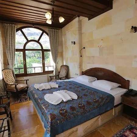 Akuzun Stone Hotel 3*