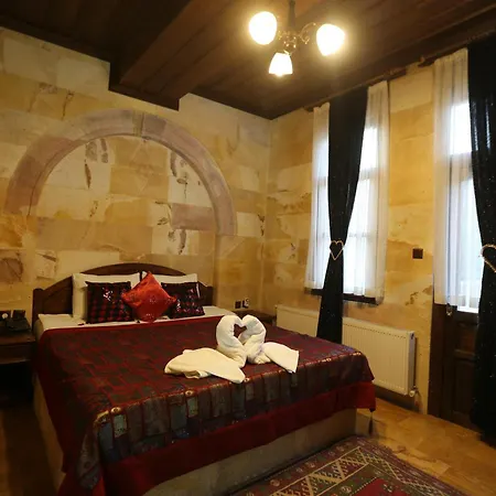 Akuzun Stone Hotel 3*
