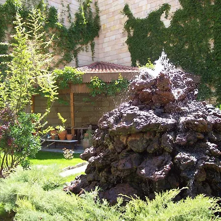 Akuzun Stone