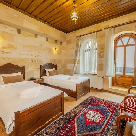 Akuzun Stone Hotel 3*