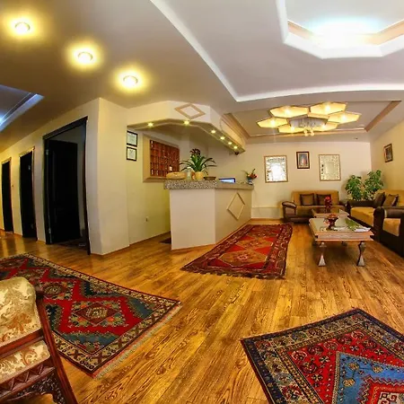Akuzun Stone Hotel 3*