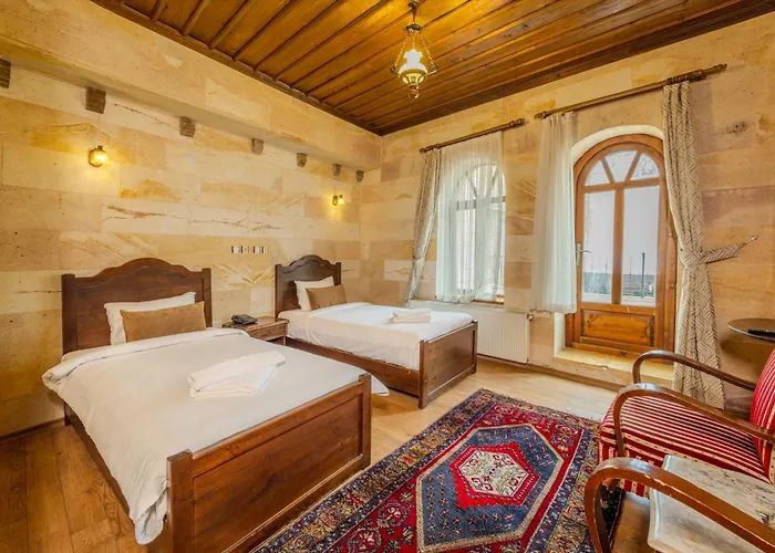 Akuzun Stone Hotel 3*