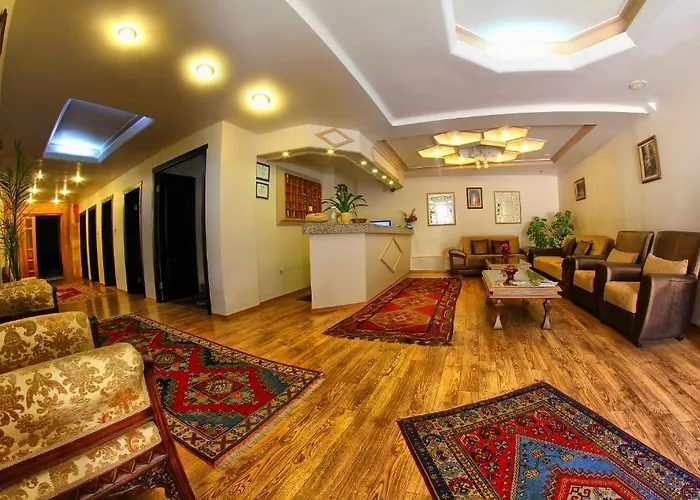 Akuzun Stone Hotel 3*